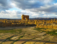 Timgad  fot. Hocine Hanjaze/Piaxabay