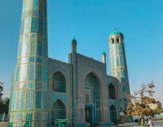 Mazar-i Sharif, fot. Qasim Mirzaie, Unsplash