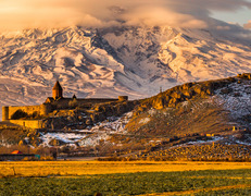 Klasztor Chor Wirap i Ararat, fot. shutterstock